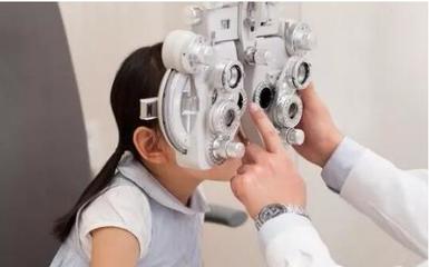 成都愛爾警示學生配鏡:雙十一什么都可以省,除了孩子的視力