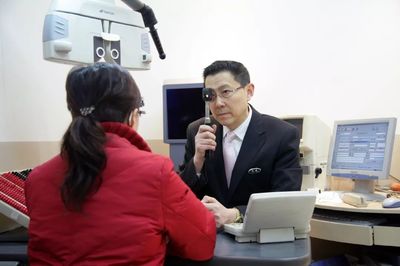 大國工匠︱鏡匠人 展行業風采